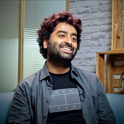 Arijit Singh Fan Page

I Love You Arijit Singh 🫶❤️

Here You Get All Updates About Arijit Singh.