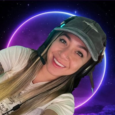 Super human by day, mediocre gamer by night. Full-time mental health professional who enjoys getting a few dubs here and there! Kick Affiliate 💚 #TeamDarlorus