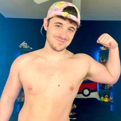 Dallas but gayer | 18+ (NO MINORS) | if I’m not streaming Pokemon, I’m showing off on here 🍑🔥 he/him | yes I'm vers ;)