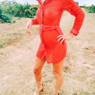 Créatrice de plaisir virtuel, Modèle photos, petite blonde libertine, sexy, naturelle et qui aime les choses simple de la vie😈