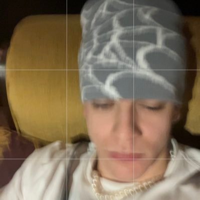 zasholyubenov's profile picture. 🤡