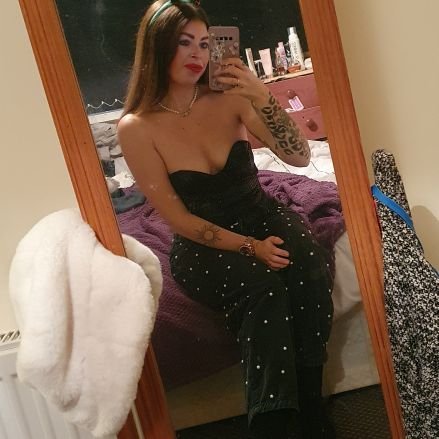 28
Frankie ❣
Lily 🌸
Follow me on Instagram Christy Anne