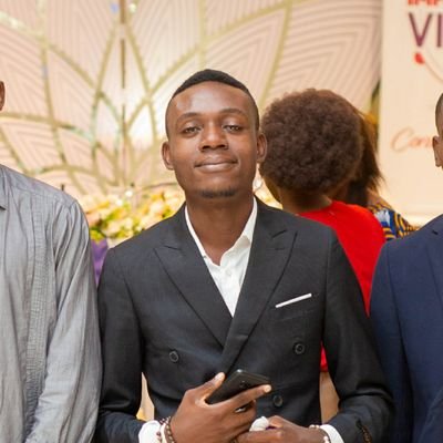 Je suis passioner de la musique et la nouvelle technologie|NTIC|chantre gospelman|
Instagram: @Mardoche_lundoluka
Page Facebook: Mardochée lundoluka