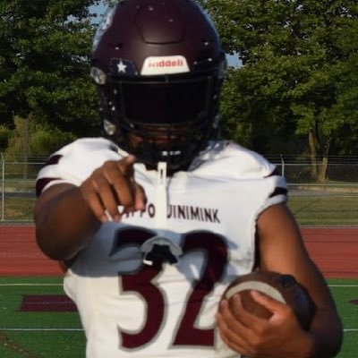 C/O 26’| 5’10 185| OLB/RB| GPA 3.0 appoquinimink high school| @appofootball | 🐆🏈| head coach brain.timpson@appo.k12.de.us|bench: 230|squat: 335| 40 yard: 4.6