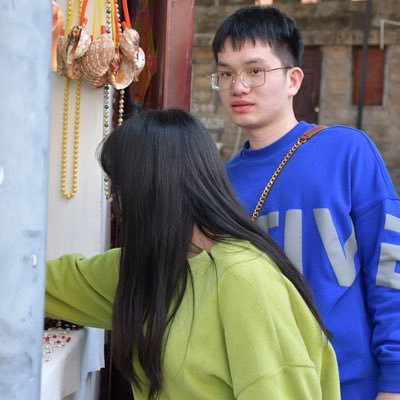 linqibin0826's profile picture. 