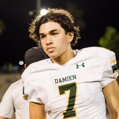 ‘26 QB - 4.0 GPA - Team Dime - Follower in Christ - Instagram: isaiah.arriaza