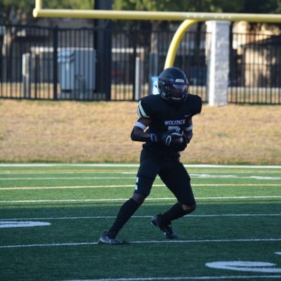 Messiah Benriel⭐️ • Plano West High Varsity Football 🐺🏈WR/RB • 6’/170lbs • c/o 2026• 4.8💨mbenriel2026@gmail.com