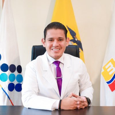 Ecuatoriano 🇪🇨 | Médico | Mgs. en VIH. | Mgs. Gerencia Hospitalaria I Mgs. Salud Pública (en curso) | Docencia | Director Ejecutivo #ARCSA