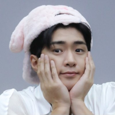 Kaitlyn #snank 🩷💛🩵 | 31 | she/her | kpop (Seventeen & Oh My Girl & B1A4 & ONF & Dreamcatcher & NCT & etc) | formerly of @imgnkris but fuck him | ¯\_(ツ)_/¯