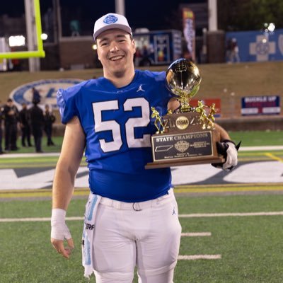 🇨🇦🇺🇸 OL/LS 6’3” 265lbs mccallie c/o 2024 4.18 GPA nathanberthiaume@icloud.com 581-748-2146