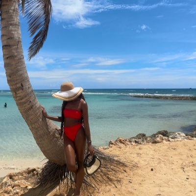 ThandiNesbit's profile picture. A happy soul is the best shield for a cruel world.