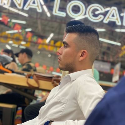 1998danielrinc's profile picture. Colombiano 🇨🇴
un hp de buen corazón
sígueme en instagram y Facebook
@eldaniramirezz
hago videitos