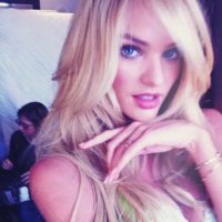 Gabriela (@smileslool) 's Twitter Profile
