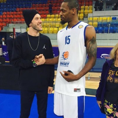 Ex basketball coach| NFT| Working with staff for meta- projects| #SilentDown manager