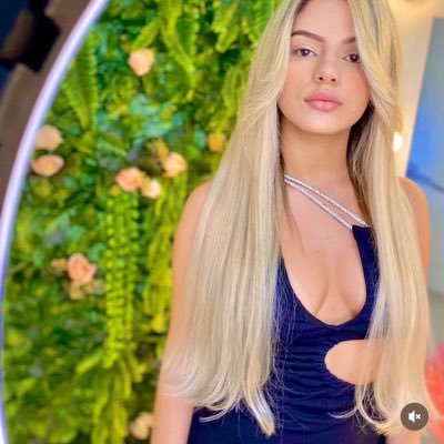FINDOM | FENDOM - Superior goddes     - Tributo inicial 100$ BR  flavialarissa885@gmail.com