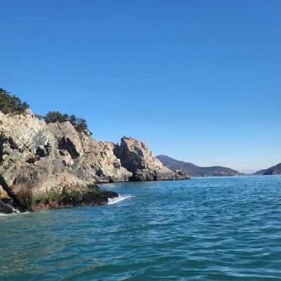 bagyeon9394664's profile picture. 물찬제비 / 수컷