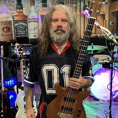 Bass Player Dude.
 Born in Buffalo NY. 
 Lived in Arizona, now I'm in Maryland. 
 You've probably never heard of me.
#bassguitar #rockandroll #hardrock #music