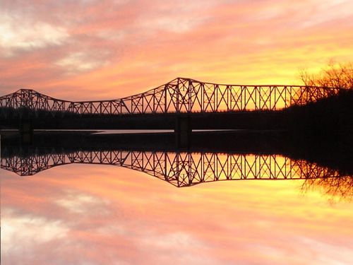 LakeDreamTeam's profile picture. A family owned Re/Max office on Table Rock Lake.  Our team lists & sells the Lake Dream for vacation/relocation.  We love the lake life with family and friends!