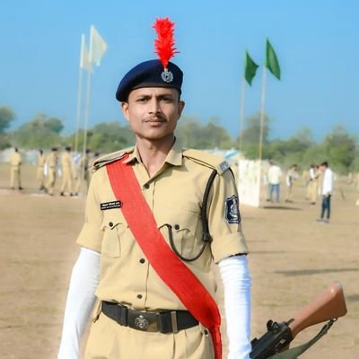 RamuRtw8055's profile picture. Søñ øF Ådiwāsi
Rãthvä 
GUJARAT 🚨 POLICE 2022-23
SRPF GROUP 4 DAHOD