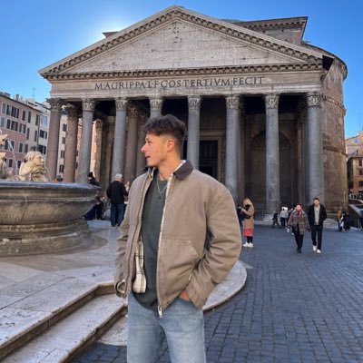 starmoonstripes's profile picture. enginar