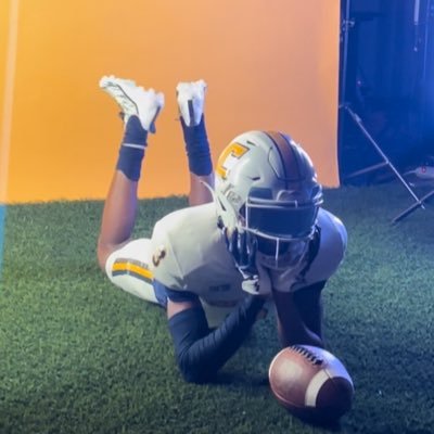 |2x State Champ| Class of 2⃣4⃣| Wr x @GoMocsFB 💙💛