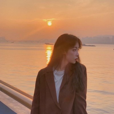 Theautes180878's profile picture. A truthtelling woman has few friends.