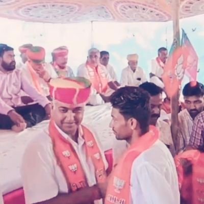 भाजयुमो जिला कार्यकारिणी सदस्य जोधपुर,
भाजपा विधानसभा सोशल मीडिया प्रमुख शेरगढ़,
संयोजक भाजपा आगोलाई मंडल,
प्रभारी श्री राजपूत करणी सेना विधानसभा शेरगढ़
