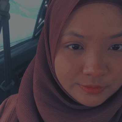 nrfathinn_'s profile picture. 