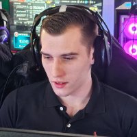 RZN Komo π΅π± (@komoo___) 's Twitter Profile