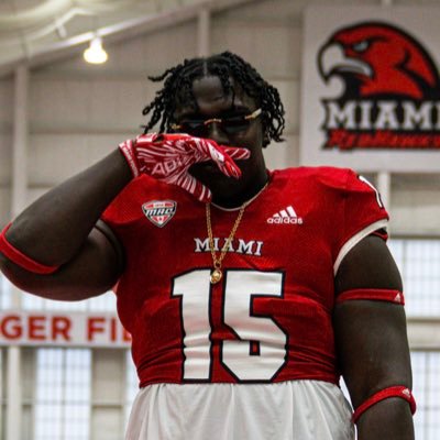 3⭐️DT @miamiohfootball ||Email: oyekaalexander@gmail.com||. 🇨🇦🇨🇦