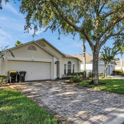 Great 3 bed 2 bath home with private south facing pool drenched in Florida sunshine