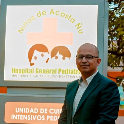 Pediatra Infectólogo . Especialista en Gerencia de Salud. Docente.