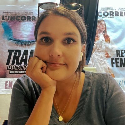 Employée modèle chez @Maglincorrect / Jeune étoile faf du PAF d'après Libération. / Chroniqueuse chez @TPMP et @EstelleMidi et @ligne__droite