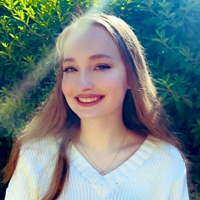 Jatedeton's profile picture. Aspiring author who is currently writing my debut YA fantasy novel 💕💗#writingcommunity #booktwt