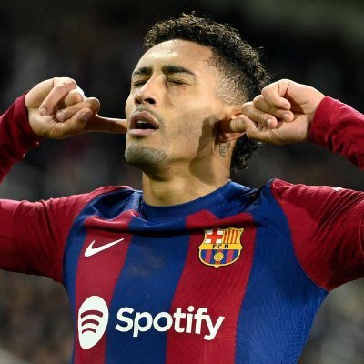 De 🇨🇴🙃 y creyente en el modelo que hizo grande al Barça y que conquisto el mundo del futbol. Visca el Barça, visca Catalunya y visca el Cruyffismo.