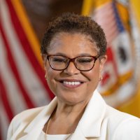 Alcaldesa Karen Bass(@AlcaldesaDeLA) 's Twitter Profile Photo