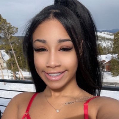 tinydolltayy Profile Picture