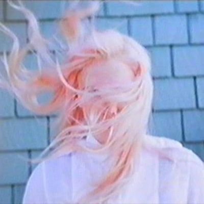 depois_em's profile picture. 𝖙𝖗𝖆𝖘𝖍