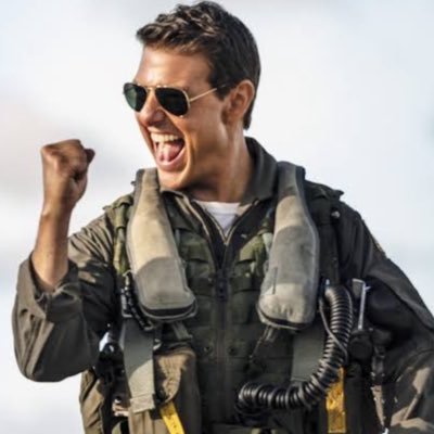 ツイキャス(Maverick)サカつくrtw(https://t.co/TYwuzlnJj1) & cod mobile(ダレノガレヒロ)で遊んでまーす! 無言フォローお許し下さーい(  ̄- ̄ )ゞ #サカつくrtw #愛犬家 #Maverick(キャス) #モンスト #codモバイル
