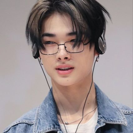 nishimurawrrl's profile picture. 