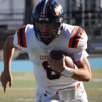 QB #8 at College of the Sequoias | 2023 Decmber Grad | GPA 3.72 | 6 ft. | 205 lbs. | https://t.co/4ZTbmqsySV