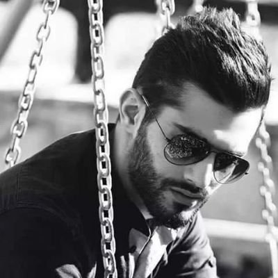 RJwlaq's profile picture. 