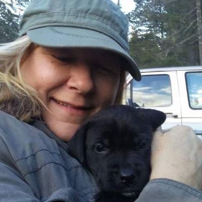 mojojodi8's profile picture. MOMSTER