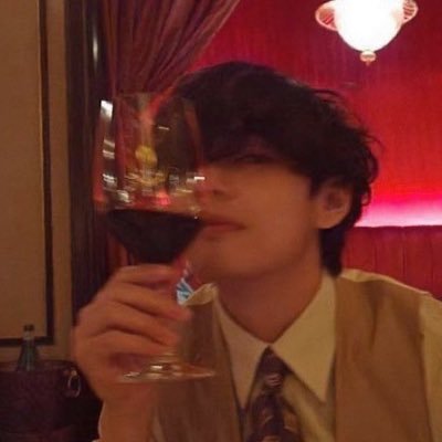 ~ohhh party party yeahhhh~He/Him ~'04 ~multistan