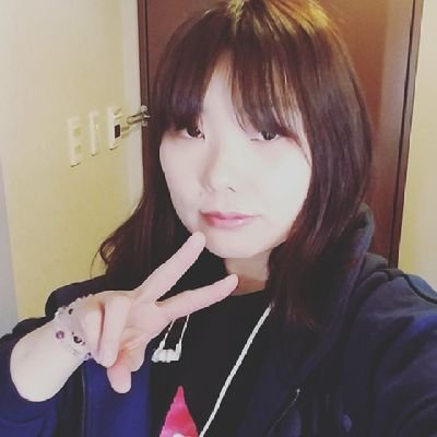 愛媛在中。(当方成人済み30↑＆腐女）ゲーム実況NGC民で名はモーリで登録。刀剣乱舞プレ会員。刀ミュ/刀ステの沼にずっぽり 。東リベ沼ー。（ゲーム名/柚華）
無言フォロ失礼します。