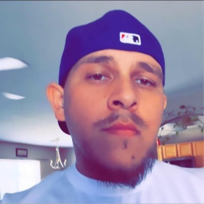 anthonyhedz1994's profile picture. 