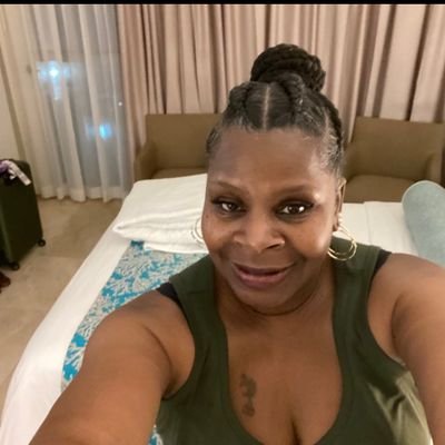 ChannaryL55153's profile picture. GIVE GOD THANKS IN GOOD TIME AND IN BAD TIME 🙏🙏