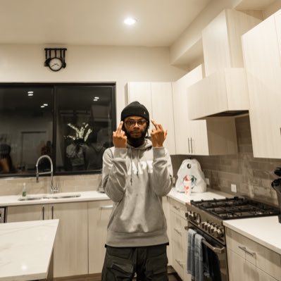 Kb00gieee's profile picture. boog on the cam🤓📸🗽 IG- @ kb00gie