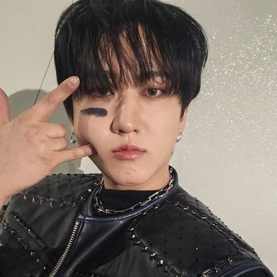 Conta dedicada inteiramente a minha coleção • EXO-L, STAY, SuperM, FOR X • XiuBaek, ChangSung e Yechan 🩷