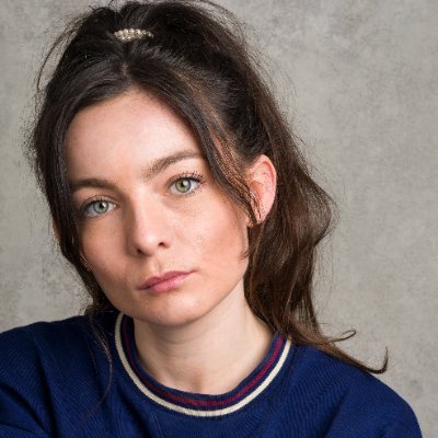 Grad @e15actingschool 🏴 ✍️ 🦋 A bug in the breeze 🐛 hiya ! acting rep - @Aston_Mgt